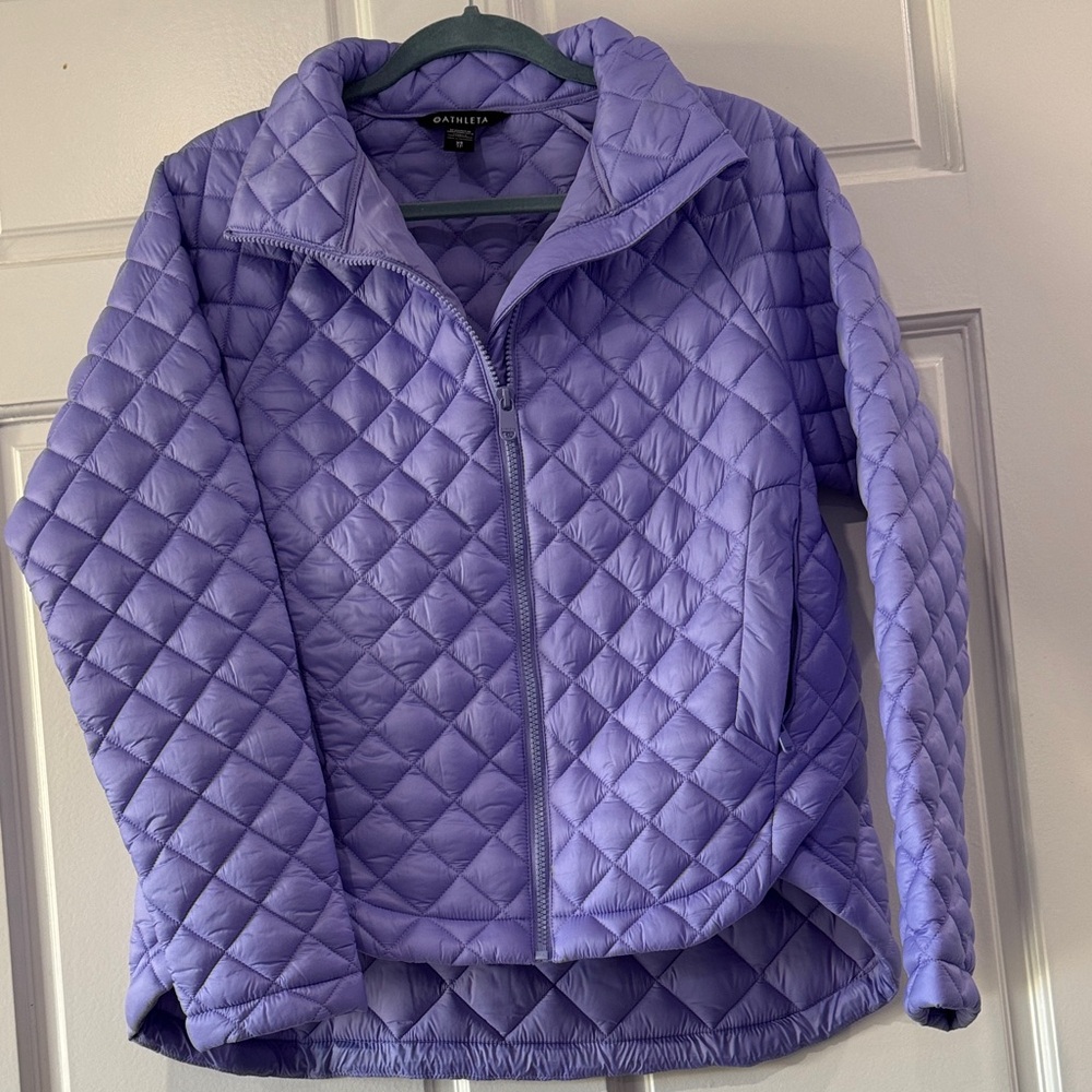 Athleta Whisper Featherless Quilted Puffer